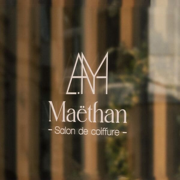 Création logo Maëthan coiffure